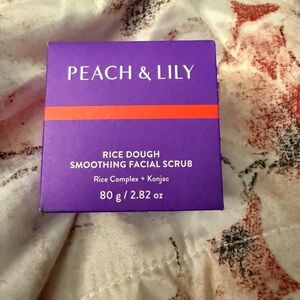 Rice Dough Smoothing Facial Scrub